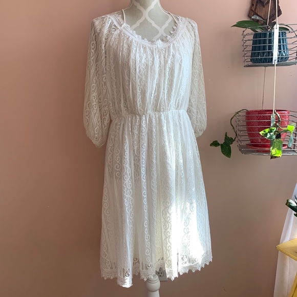 BNWT Pretty White Strappy Lacey Loose Fit Dress - Picture 1 of 11